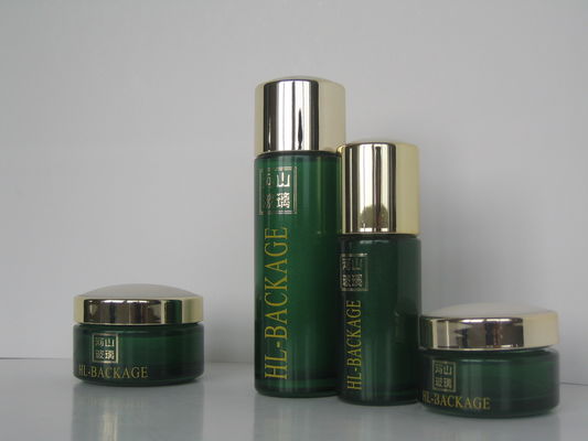 Indywidualne szklane butelki kosmetyczne i słoiki z kremem krzemiennym 100 ml 40 ml